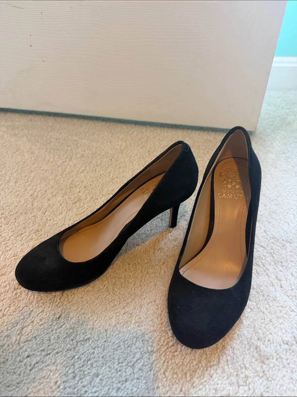 Vince Camuto Black Suede Round-Toe Mid Heel Pumps
